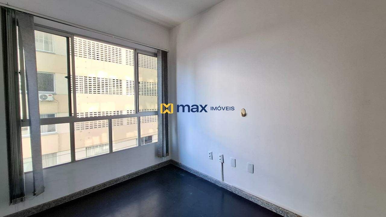 Sala à venda no Centro: Sala
