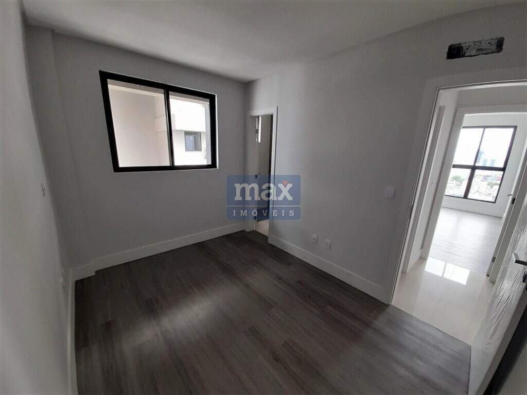 Apartamento à venda no Centro: Suíte 1