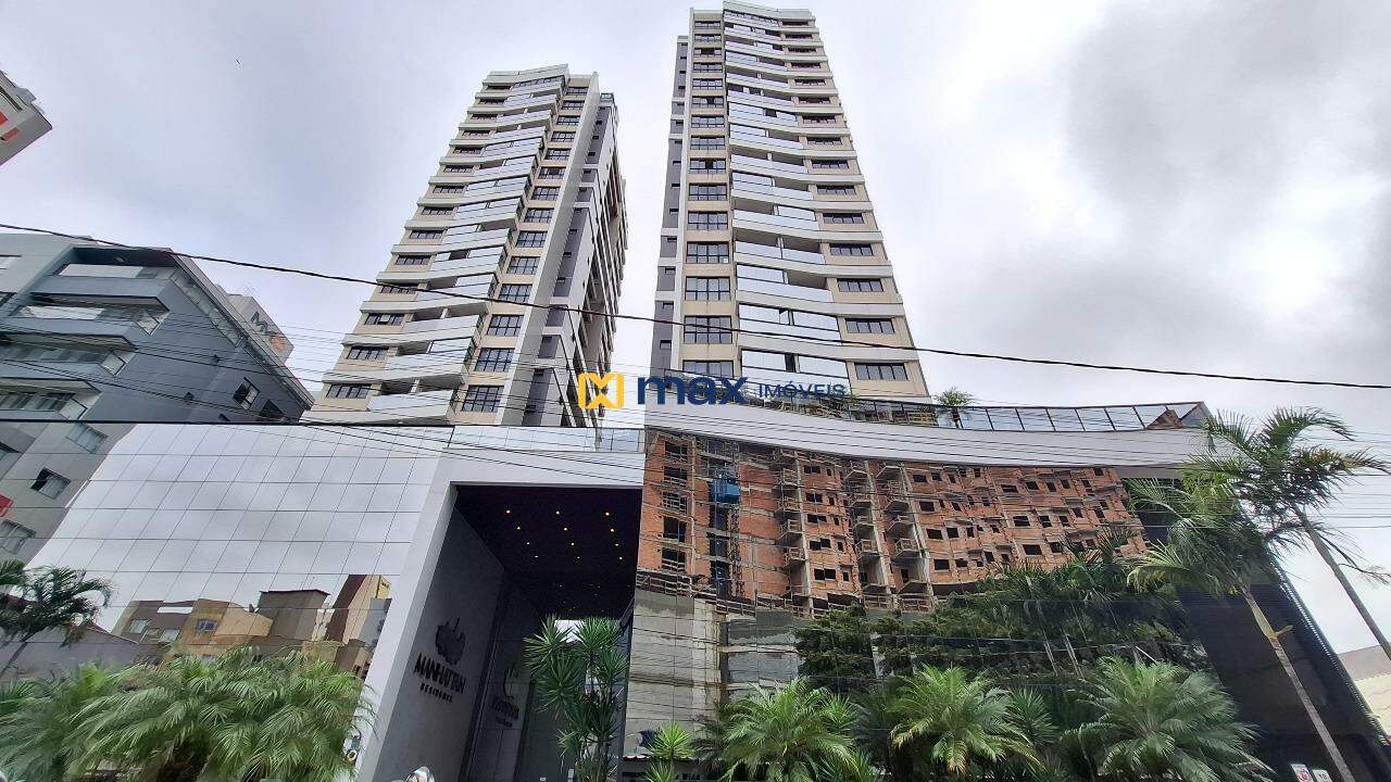 Apartamento à venda no Centro: Fachada
