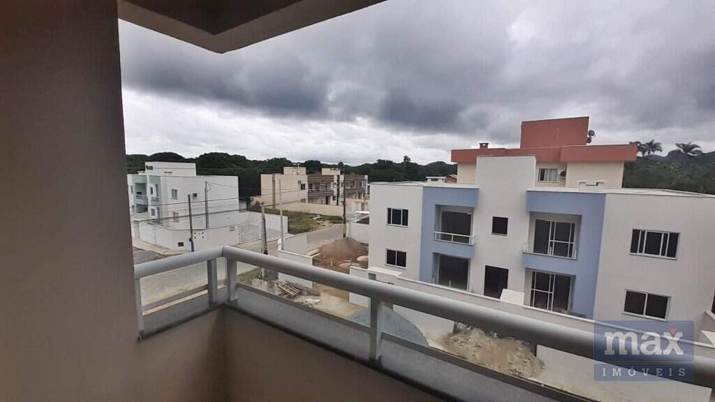 Apartamento à venda no Meia Praia: Sacada