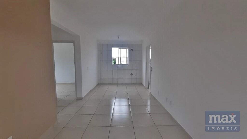 Apartamento à venda no Meia Praia: Cozinha e sala de estar