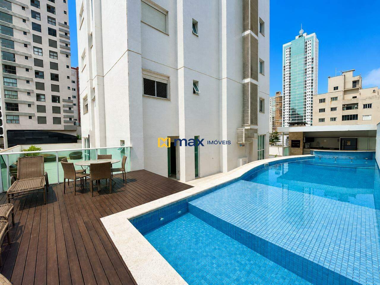 Apartamento para aluguel no Centro: 