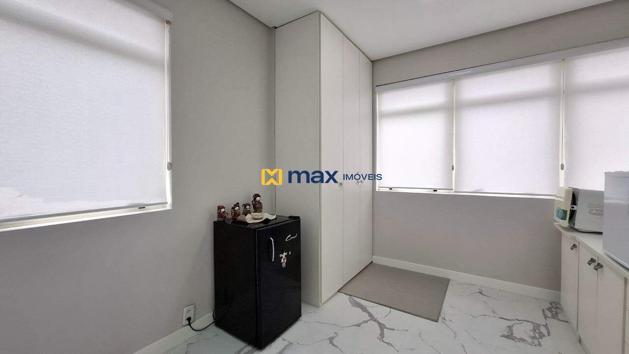 Sala à venda no Centro: Sala