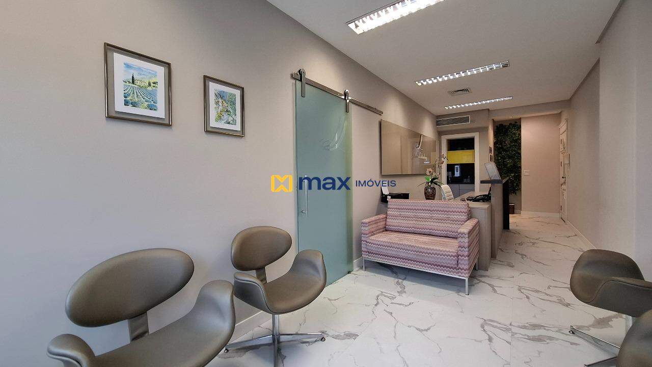 Sala à venda no Centro: Recepção