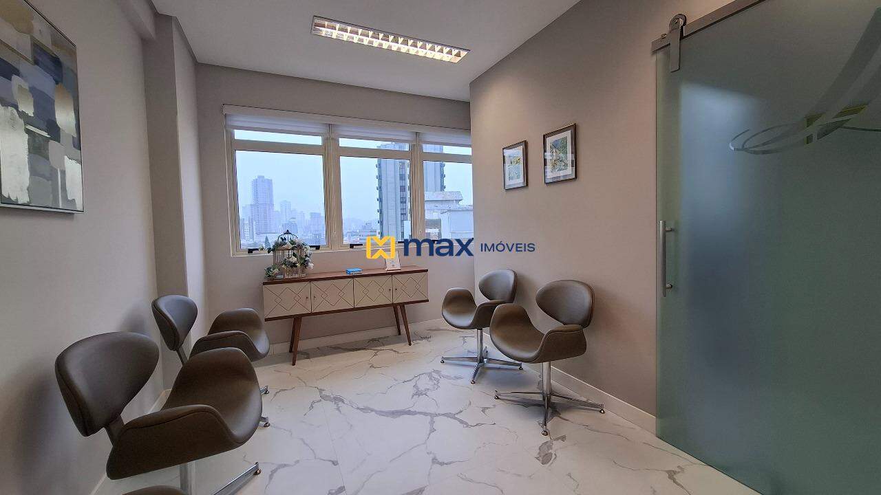 Sala à venda no Centro: Recepção
