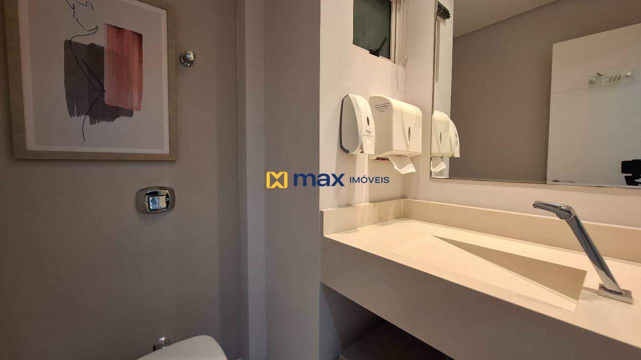 Sala à venda no Centro: Lavabo