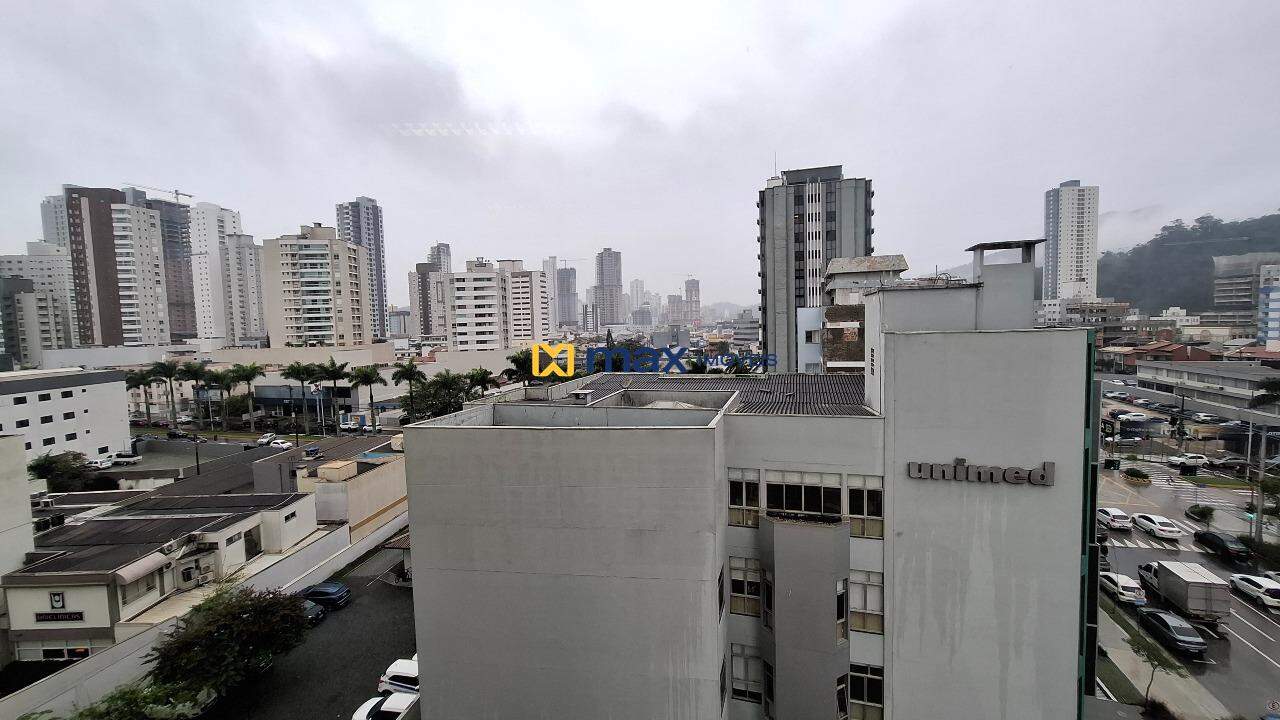 Sala à venda no Centro: Vista