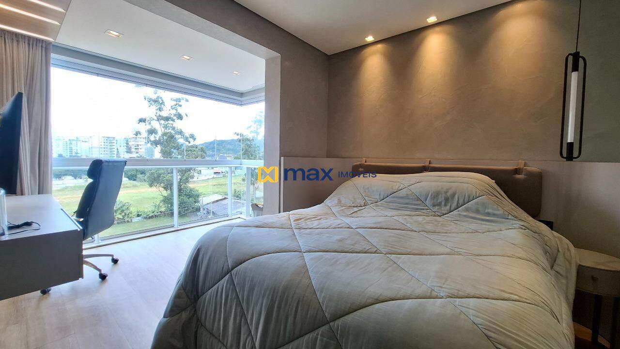 Apartamento à venda no Praia Brava: Suíte
