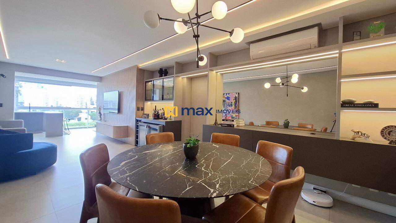 Apartamento à venda no Praia Brava: Living integrado