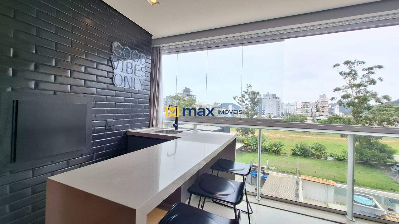 Apartamento à venda no Praia Brava: Sacada com churrasqueira