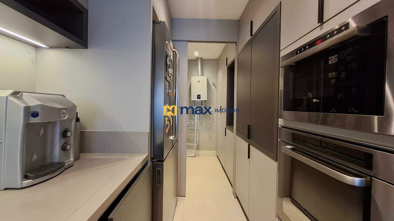 Apartamento à venda no Praia Brava: Cozinha