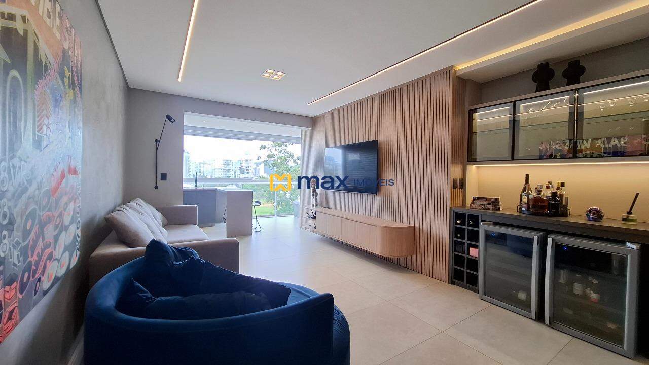 Apartamento à venda no Praia Brava: Living integrado