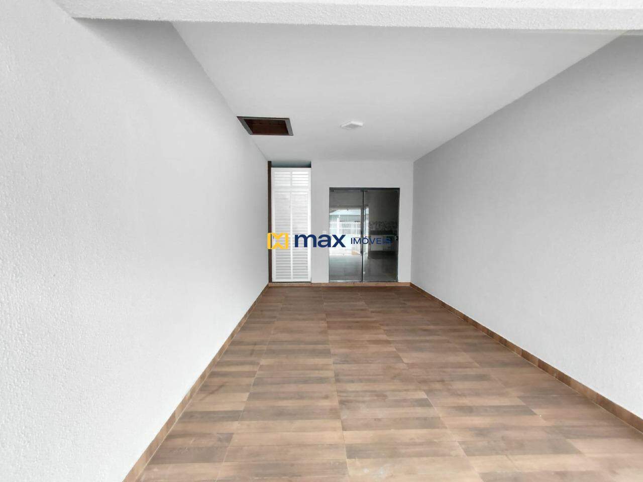 Casa para aluguel no Gravatá: Garagem