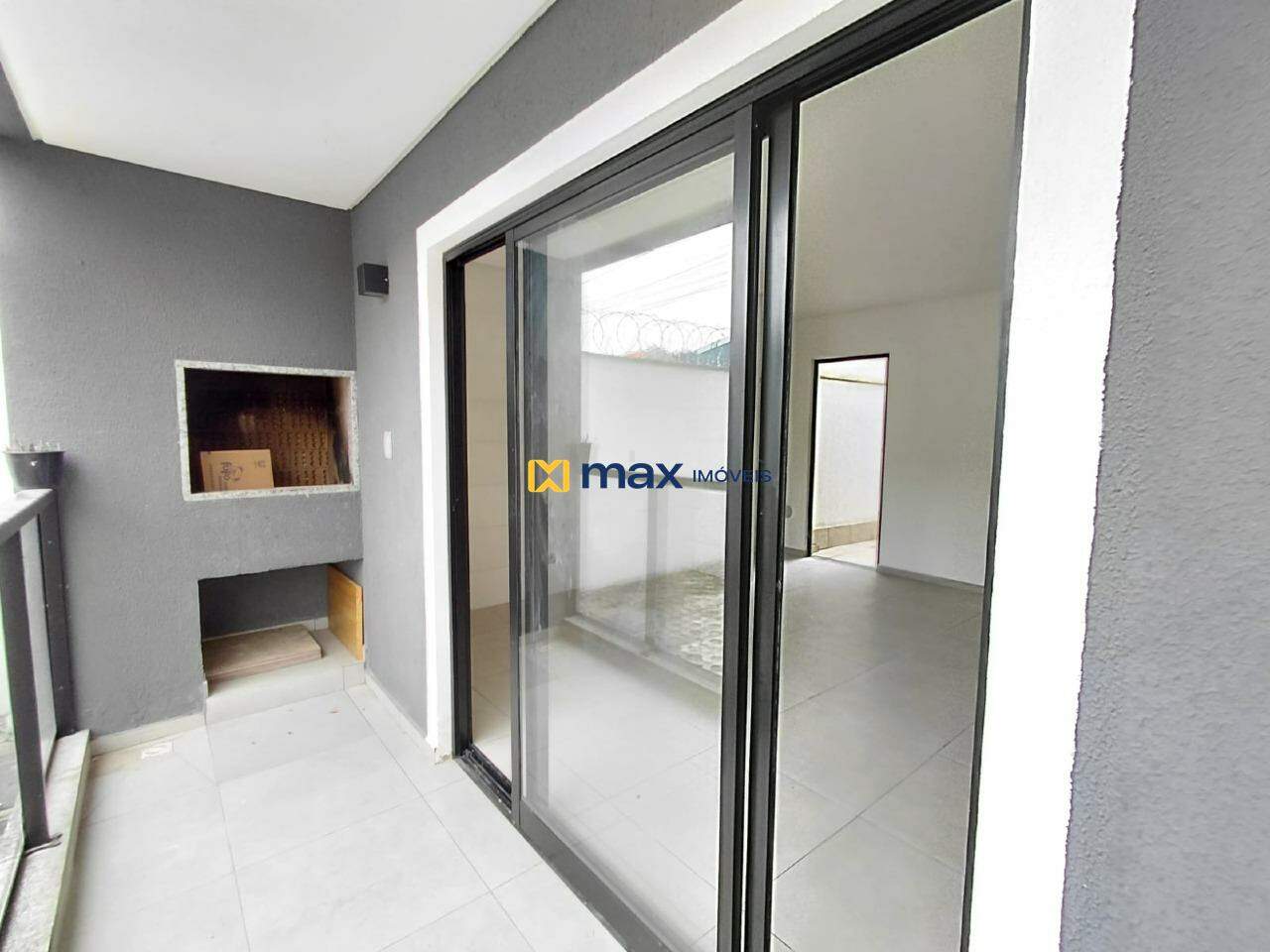 Apartamento para aluguel no Meia Praia:
