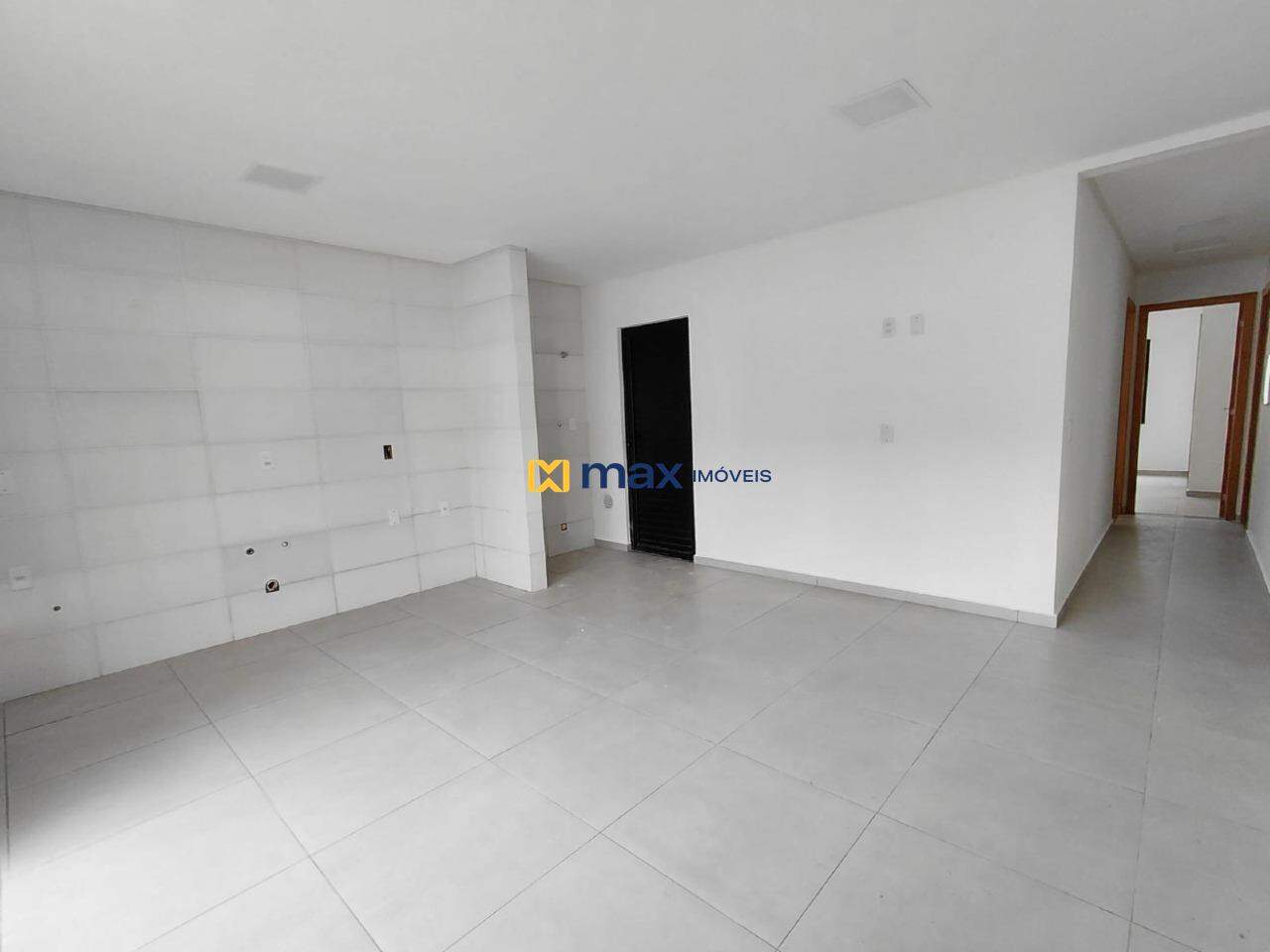 Apartamento para aluguel no Meia Praia: 