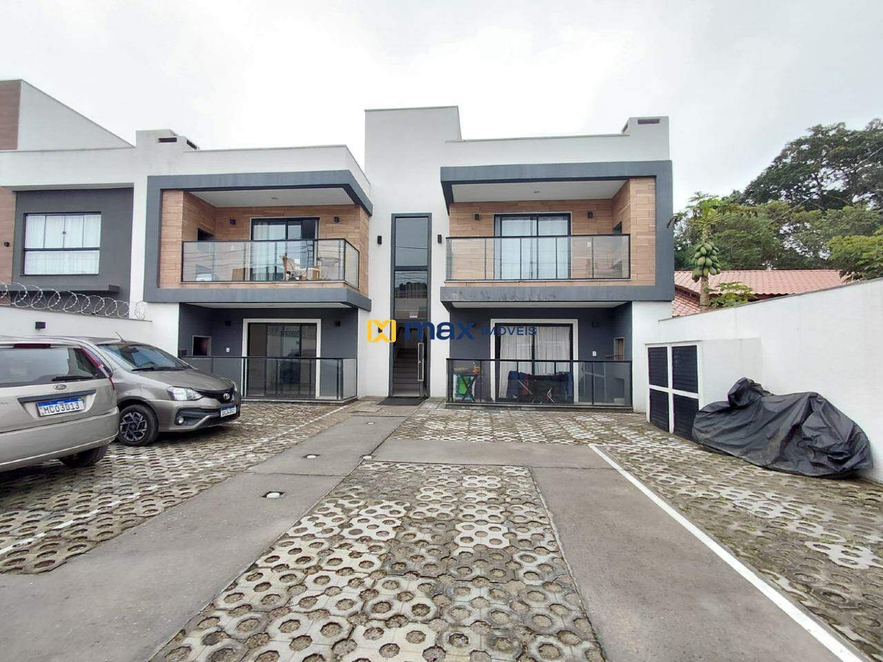Apartamento para aluguel no Meia Praia: 