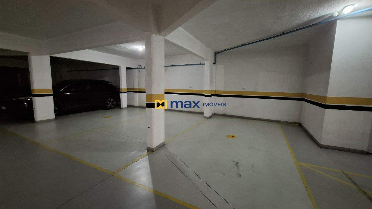 Apartamento para aluguel no Centro: Garagem