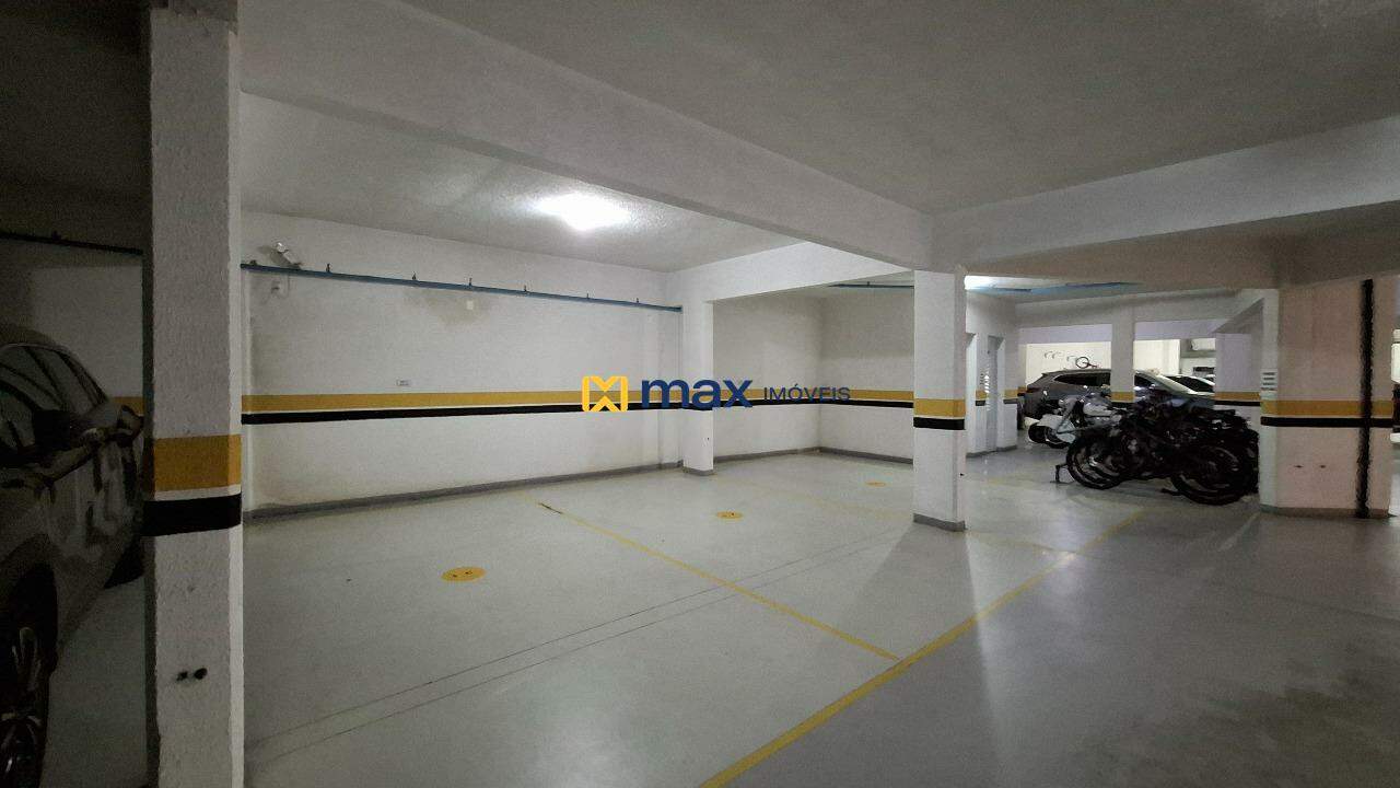 Apartamento para aluguel no Centro: Garagem