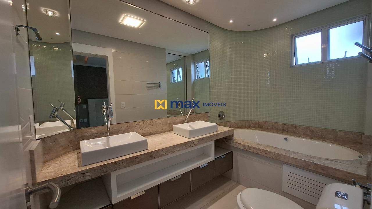 Apartamento para aluguel no Centro: Banheiro suíte principal