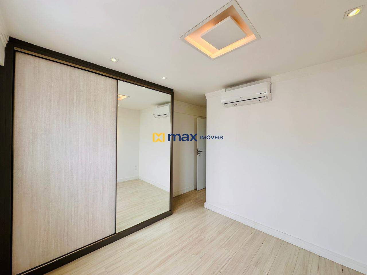 Apartamento para aluguel no Centro: Suíte
