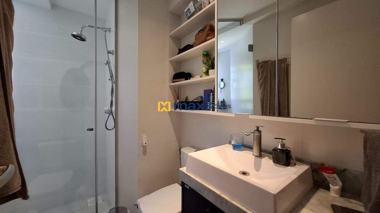 Apartamento à venda no Ressacada: Banheiro suíte