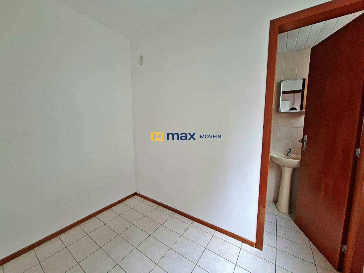 Apartamento para aluguel no Centro: Dependência