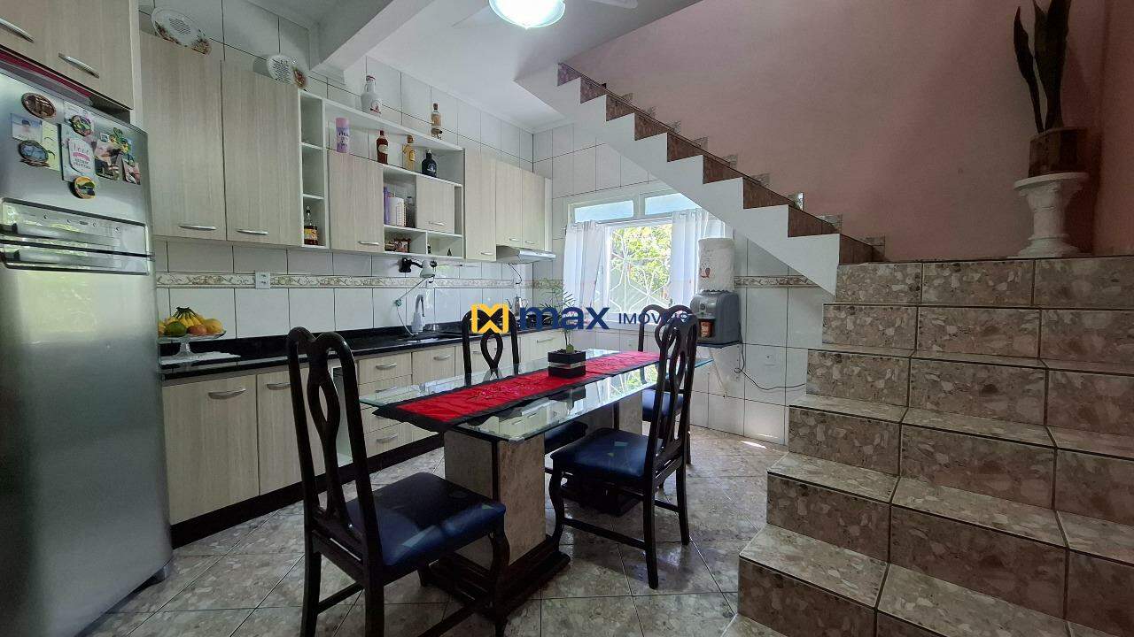 Casa à venda no Fazenda: Cozinha