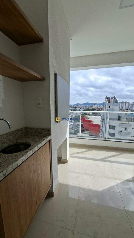 Apartamento para aluguel no São Judas: Sacada com churrasqueira