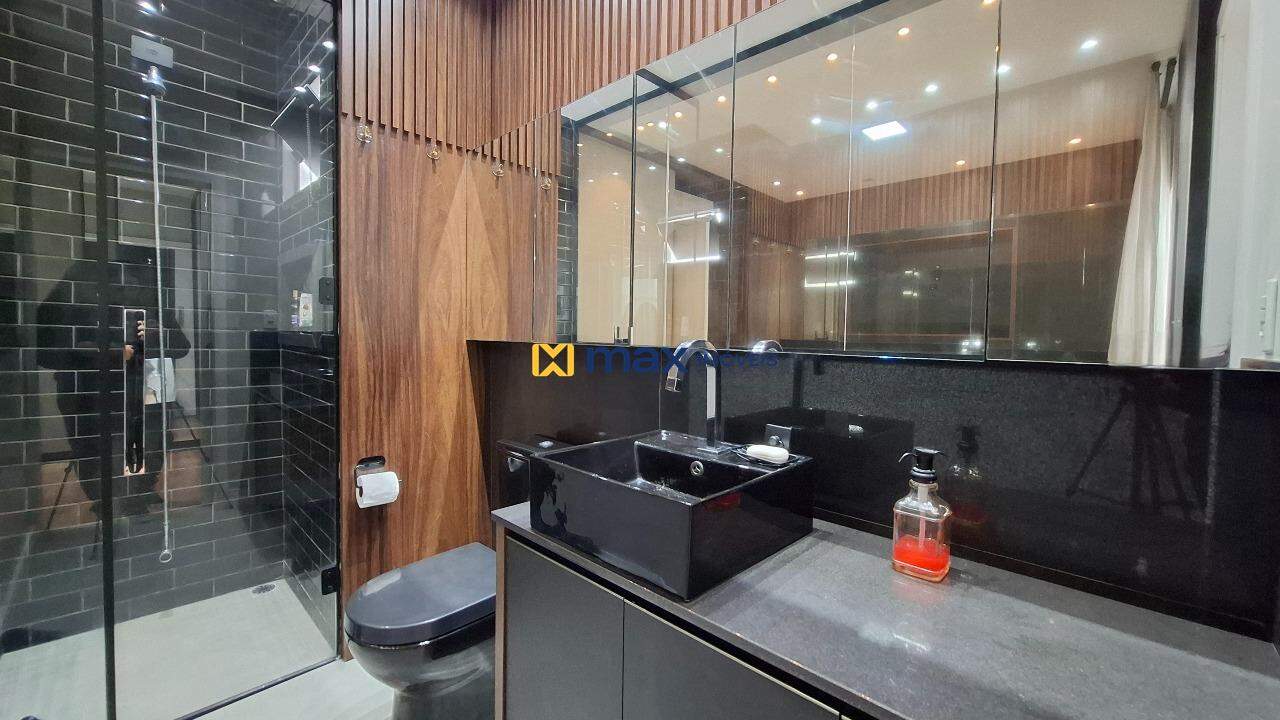 Apartamento à venda no São Vicente: Banheiro suíte