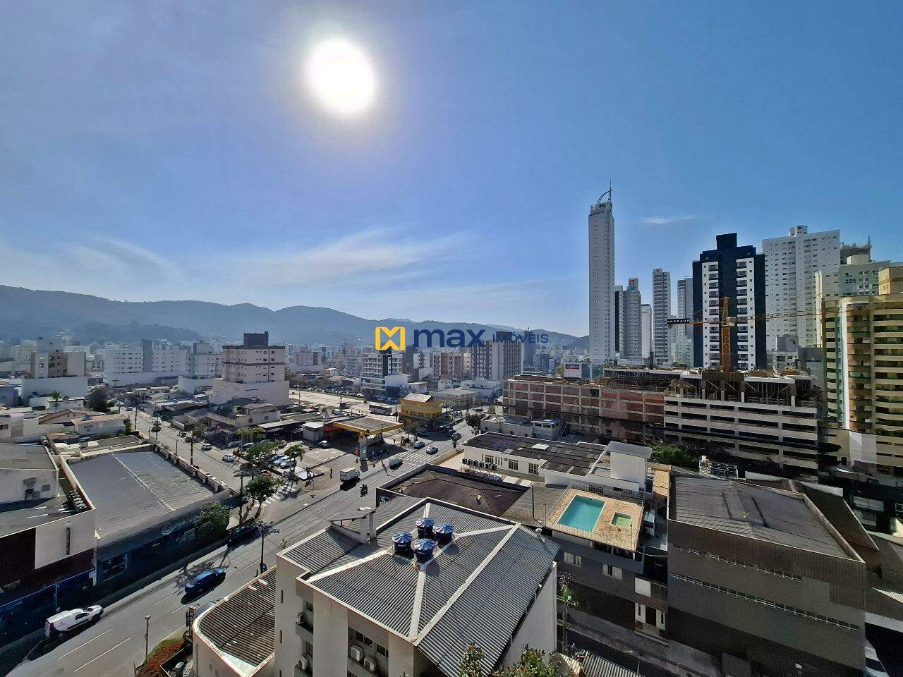 Apartamento à venda no Centro: vista sacada