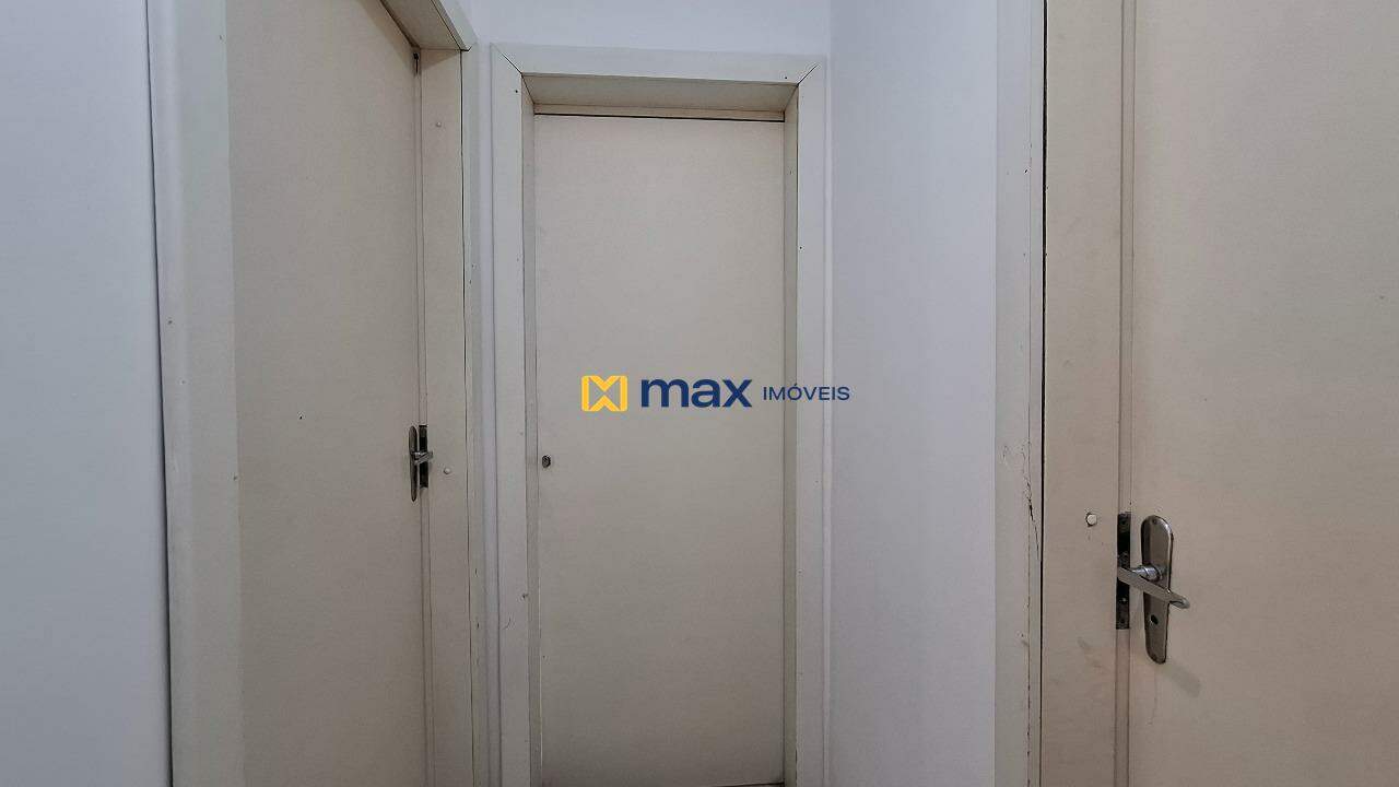 Apartamento à venda no Centro: Corredor