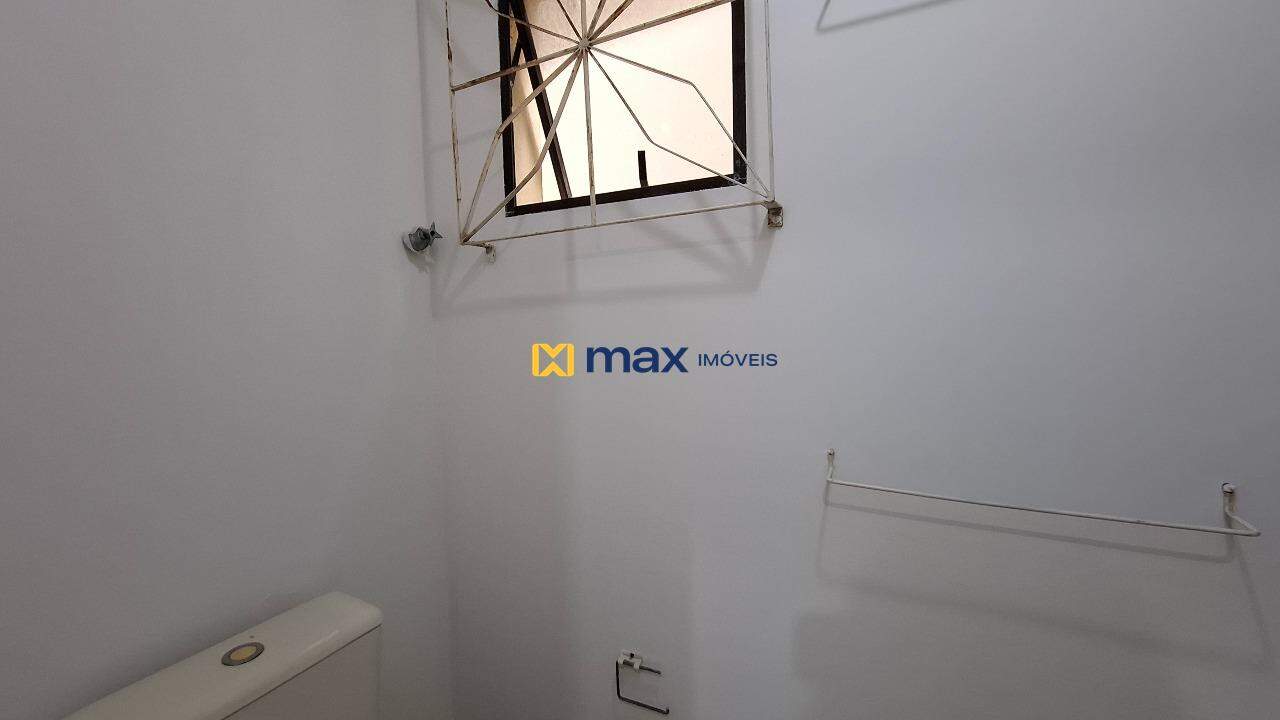 Apartamento à venda no Centro: Banheiro social