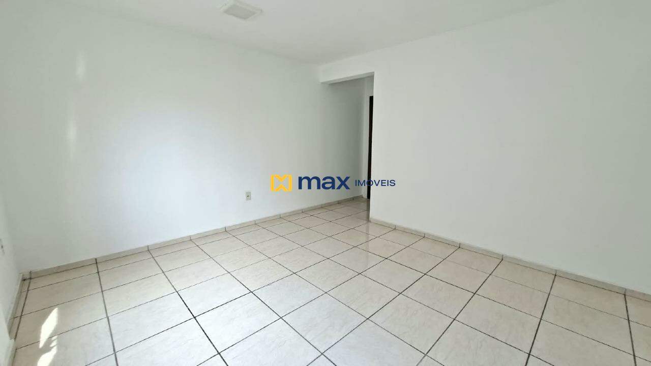 Apartamento para aluguel no São Vicente: sala de estar/jantar