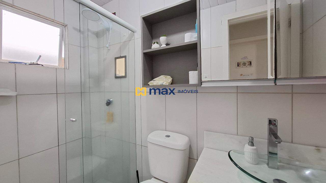 Apartamento à venda no Cidade Nova: Banheiro social