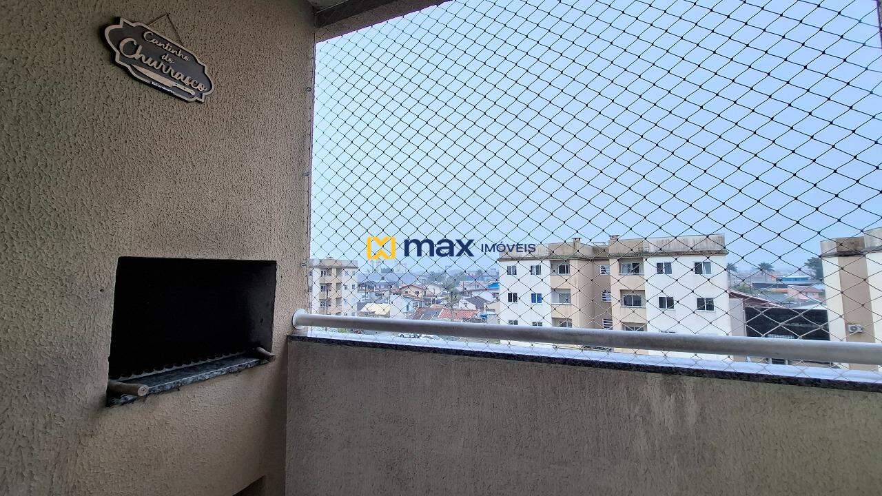 Apartamento à venda no Cidade Nova: Sacada com churrasqueira