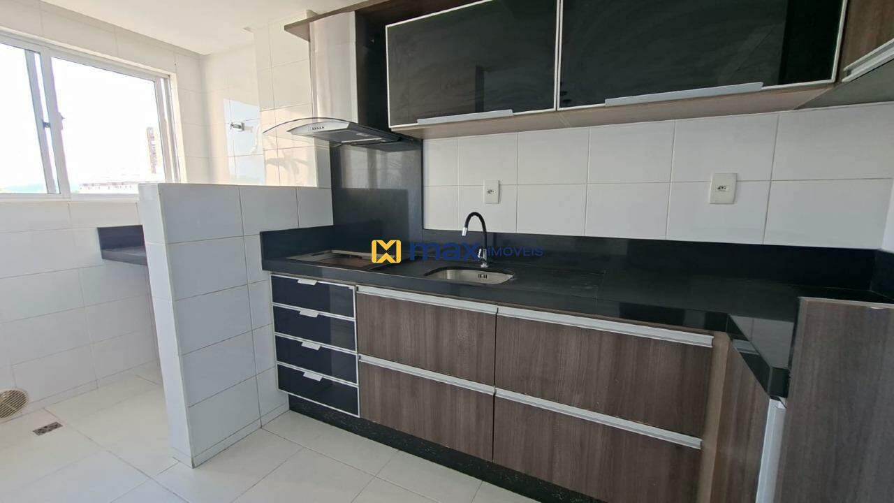 Apartamento à venda no Cordeiros: Cozinha