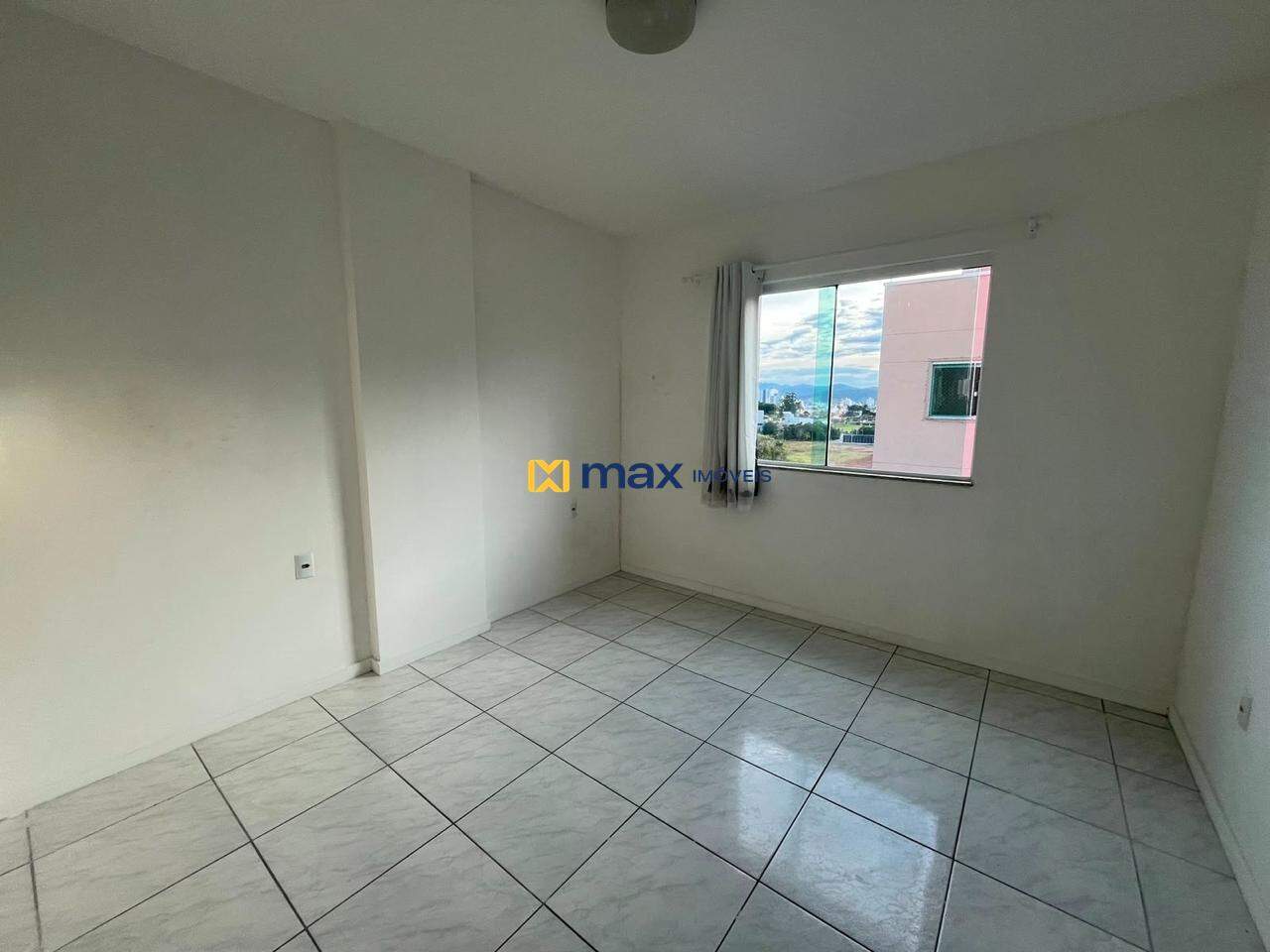 Apartamento para aluguel no São Francisco De Assis: 