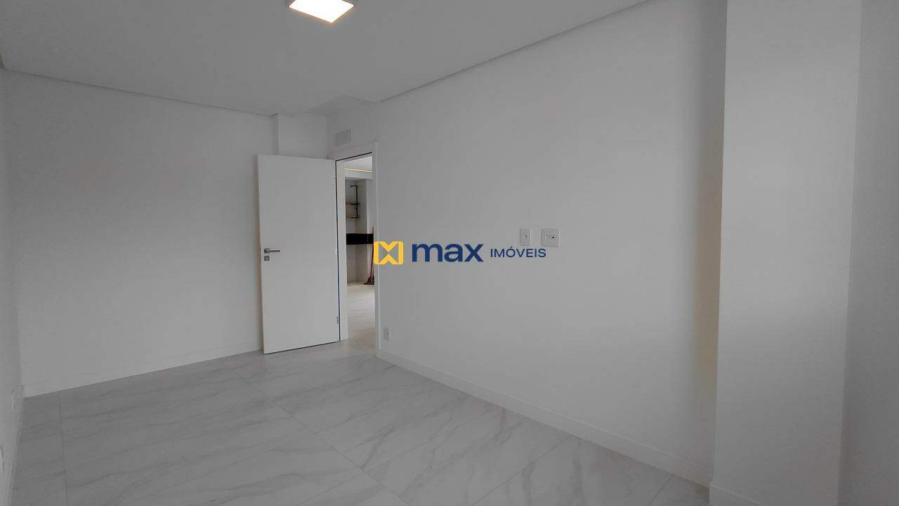Apartamento para aluguel no Fazenda: Suíte