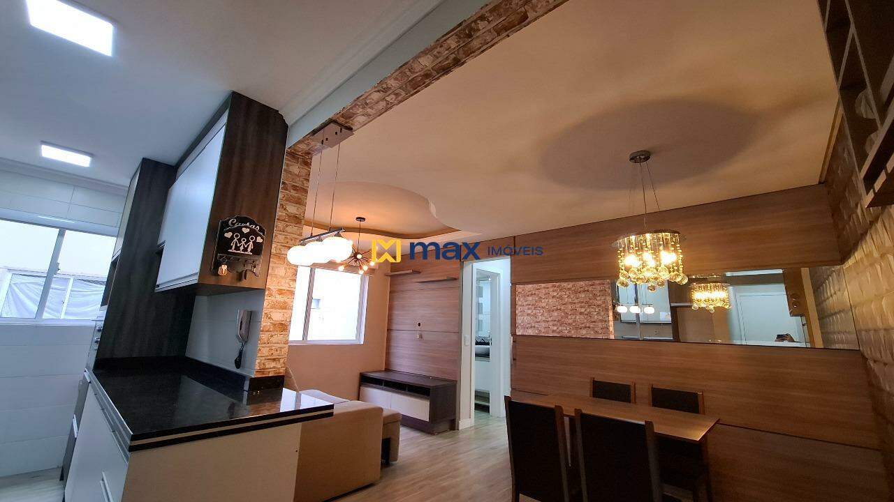 Apartamento para aluguel no Cordeiros: Cozinha