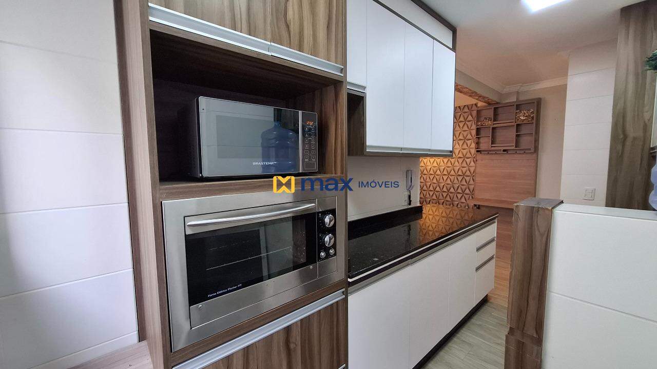 Apartamento para aluguel no Cordeiros: Cozinha