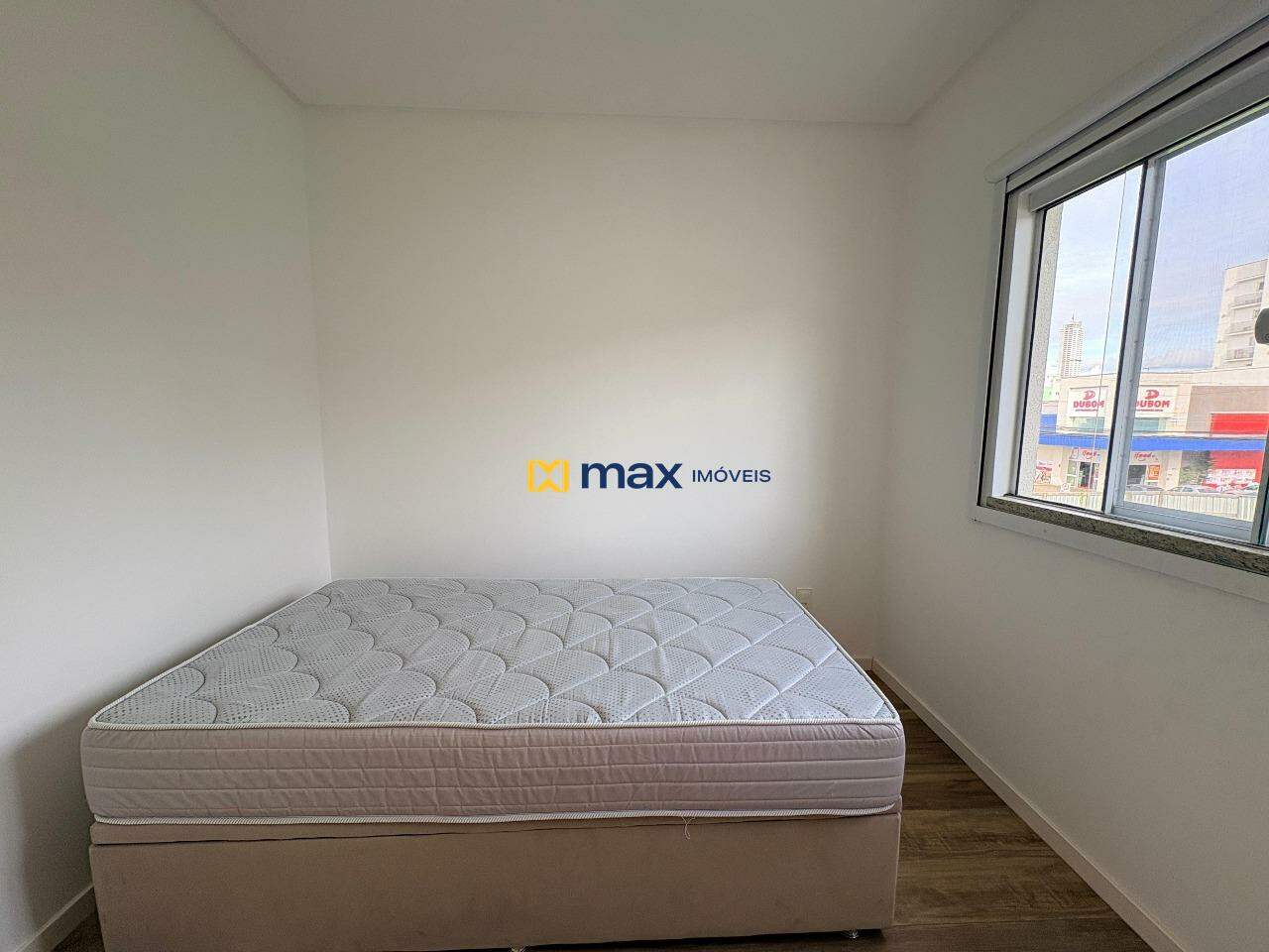 Apartamento à venda no Nações: