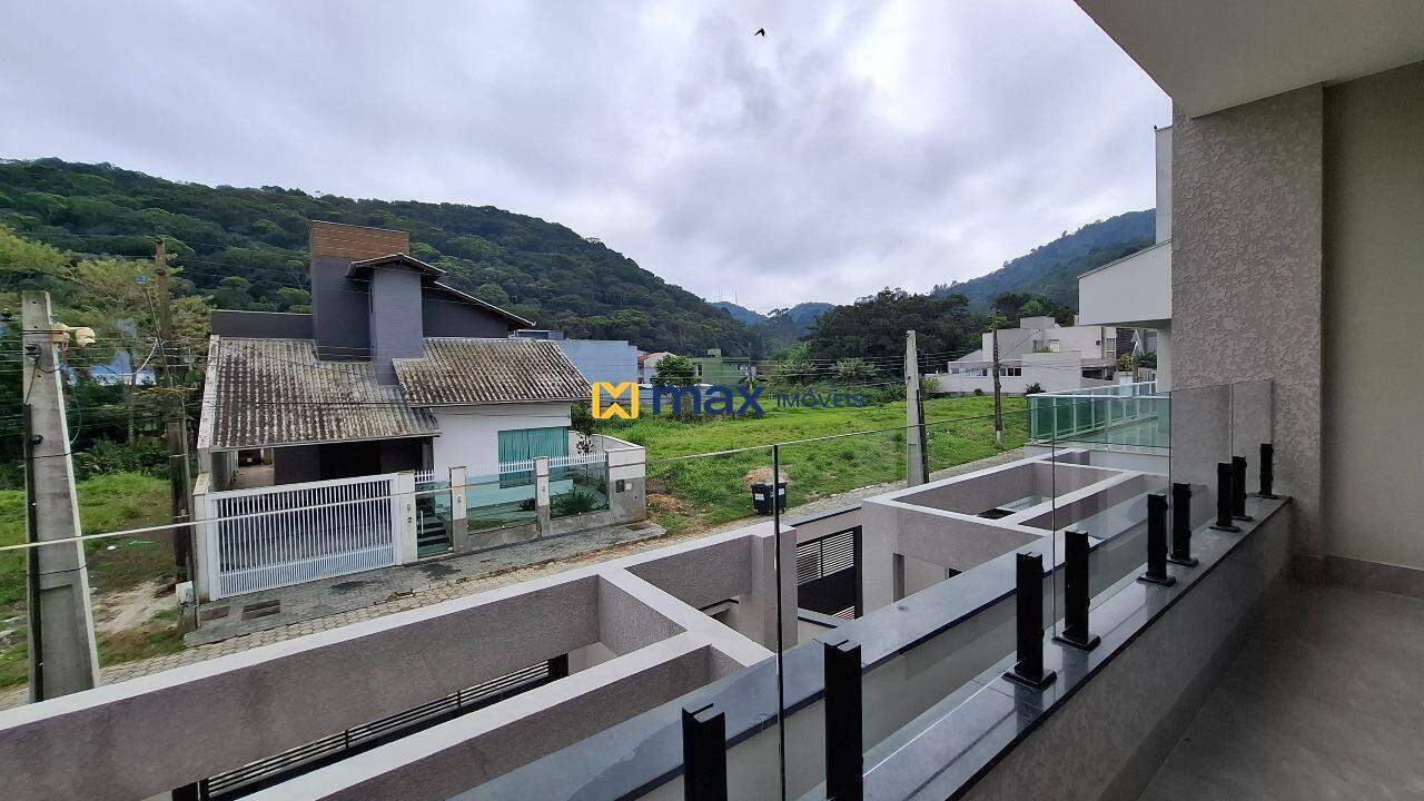 Casa à venda no Ressacada: Sacada 