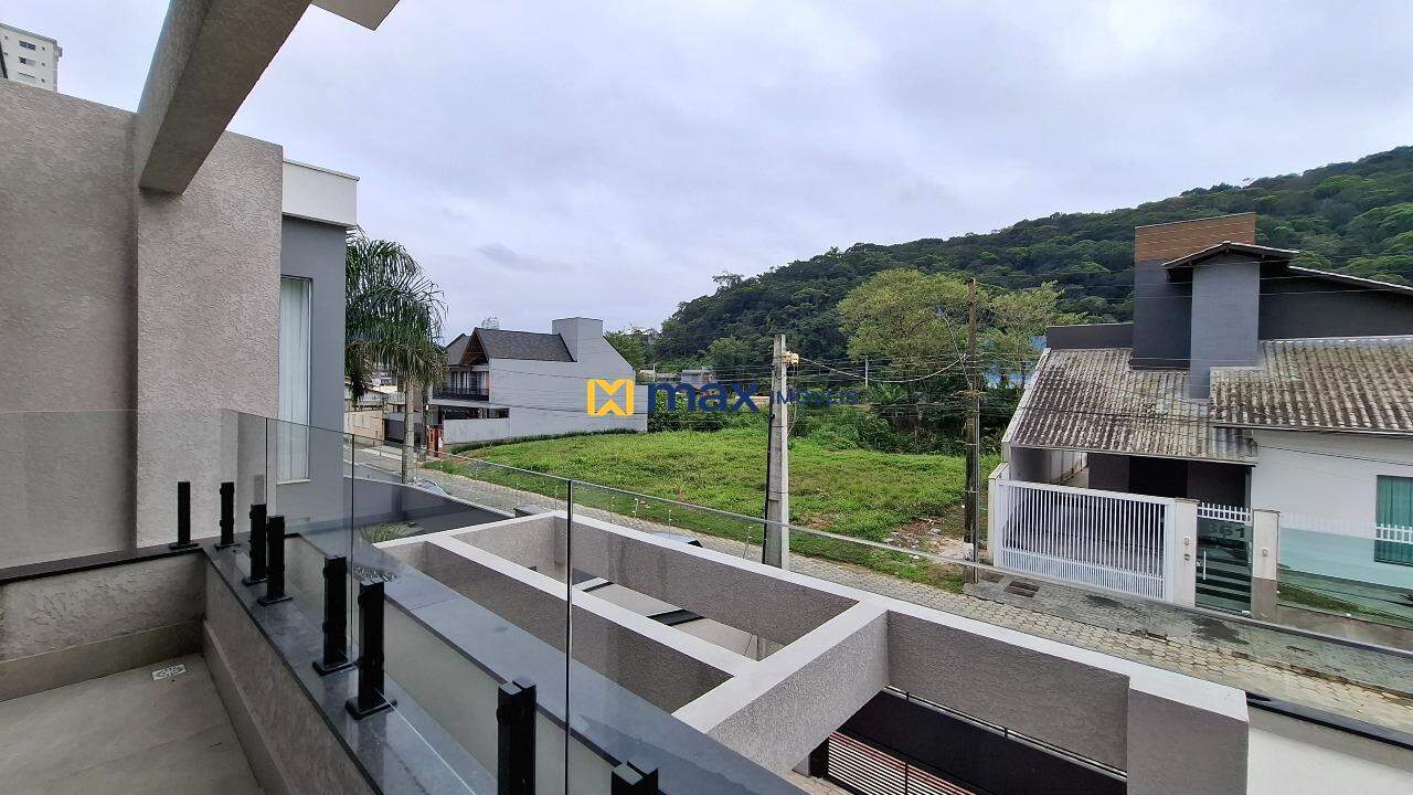 Casa à venda no Ressacada: Sacada 