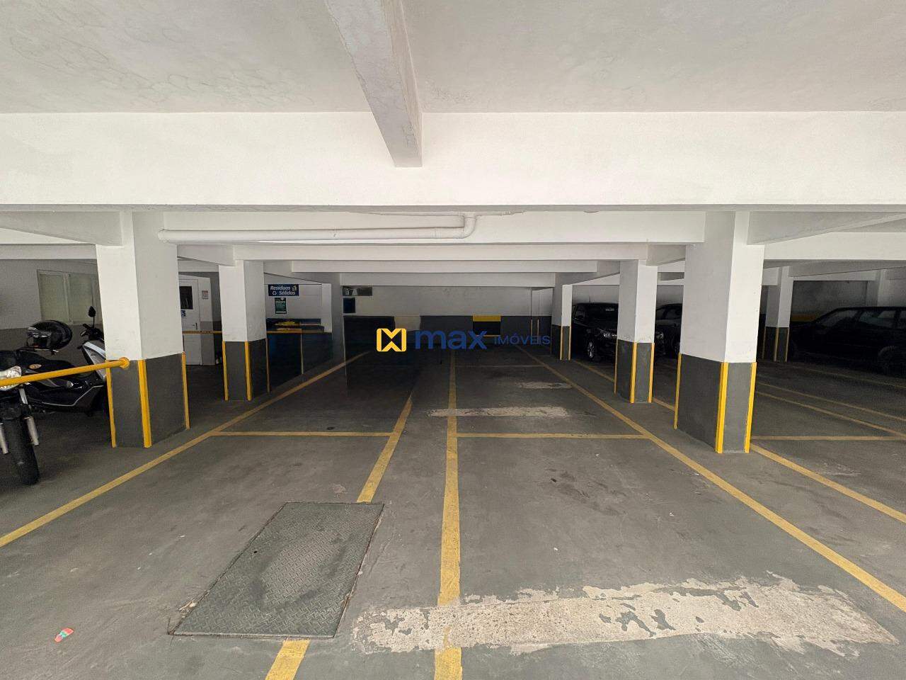 Apartamento à venda no Pioneiros: