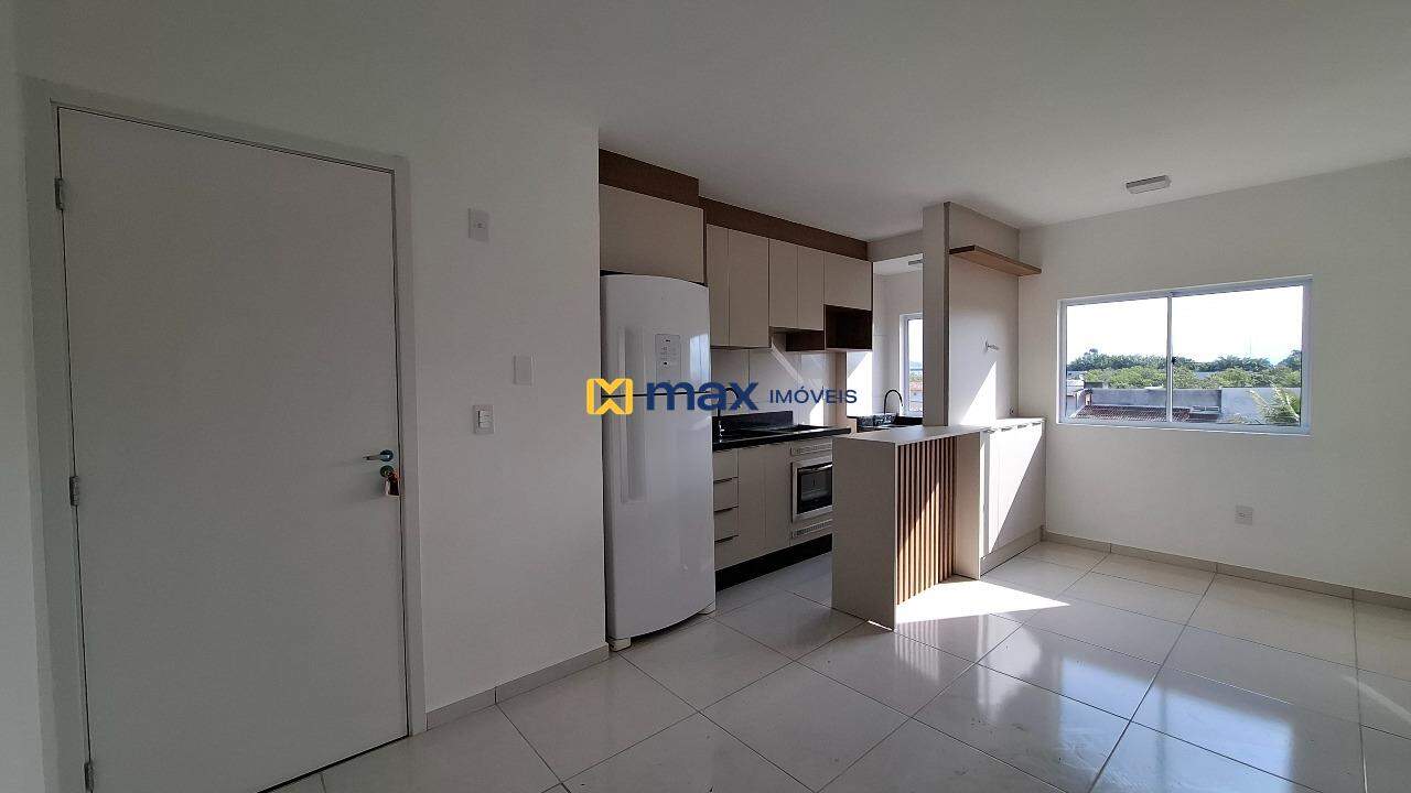 Apartamento para aluguel no Murta: Sala de Estar e Jantar