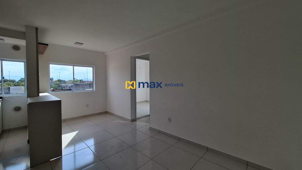 Apartamento para aluguel no Murta: Sala de Estar e Jantar
