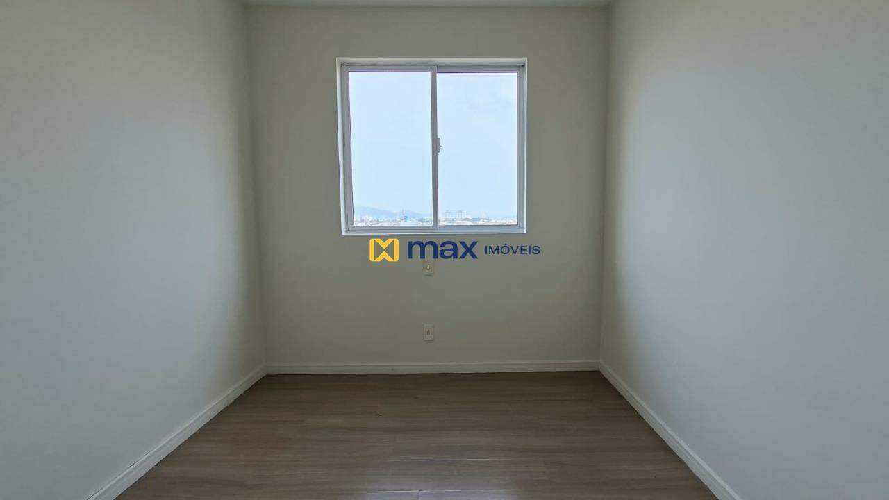 Apartamento para aluguel no Cordeiros: suíte