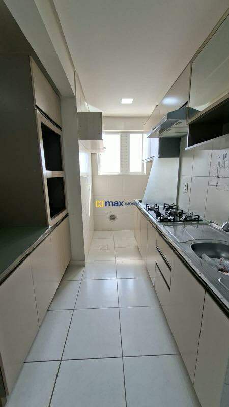 Apartamento para aluguel no Cordeiros: Cozinha
