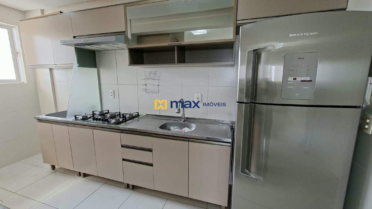 Apartamento para aluguel no Cordeiros: Cozinha