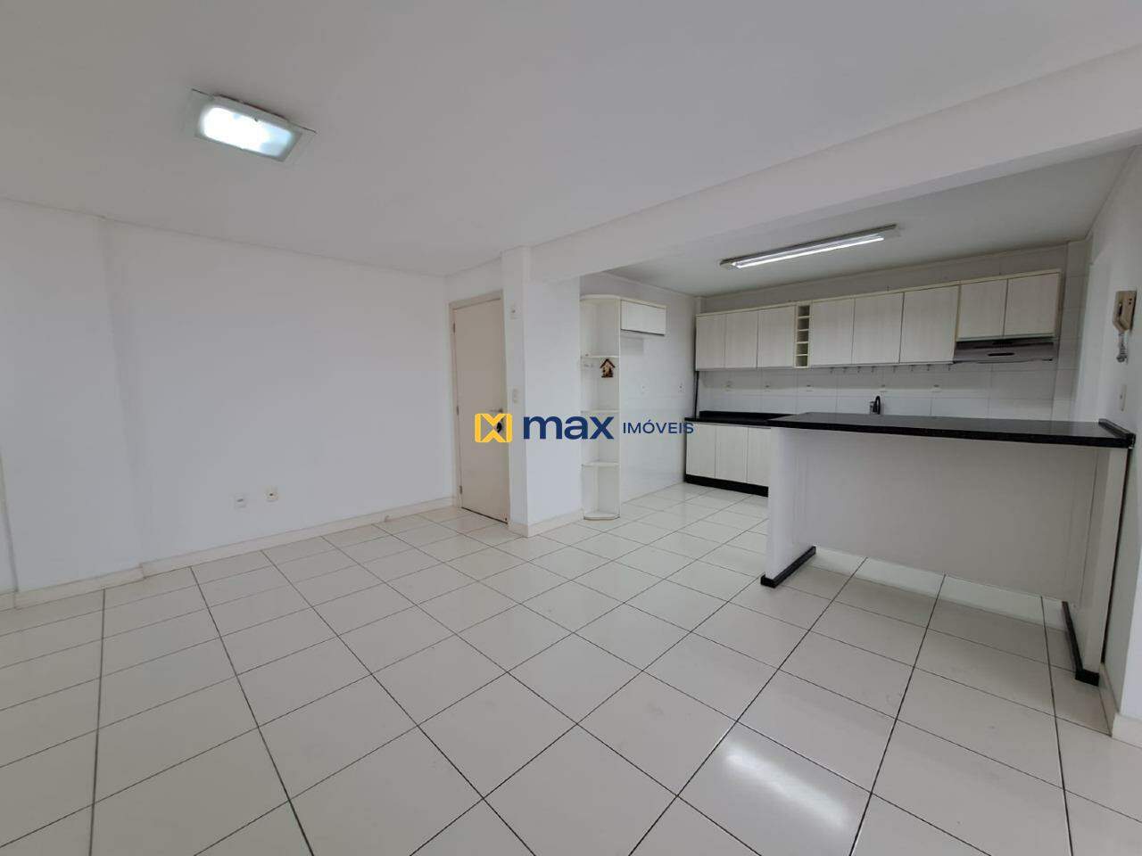 Apartamento para aluguel no Centro: Cozinha integrada